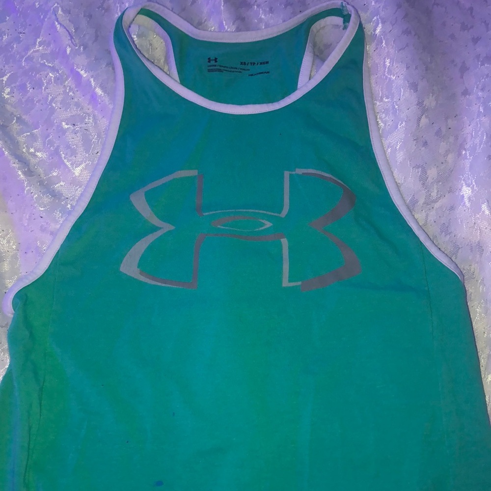 Women’s tank top under armor